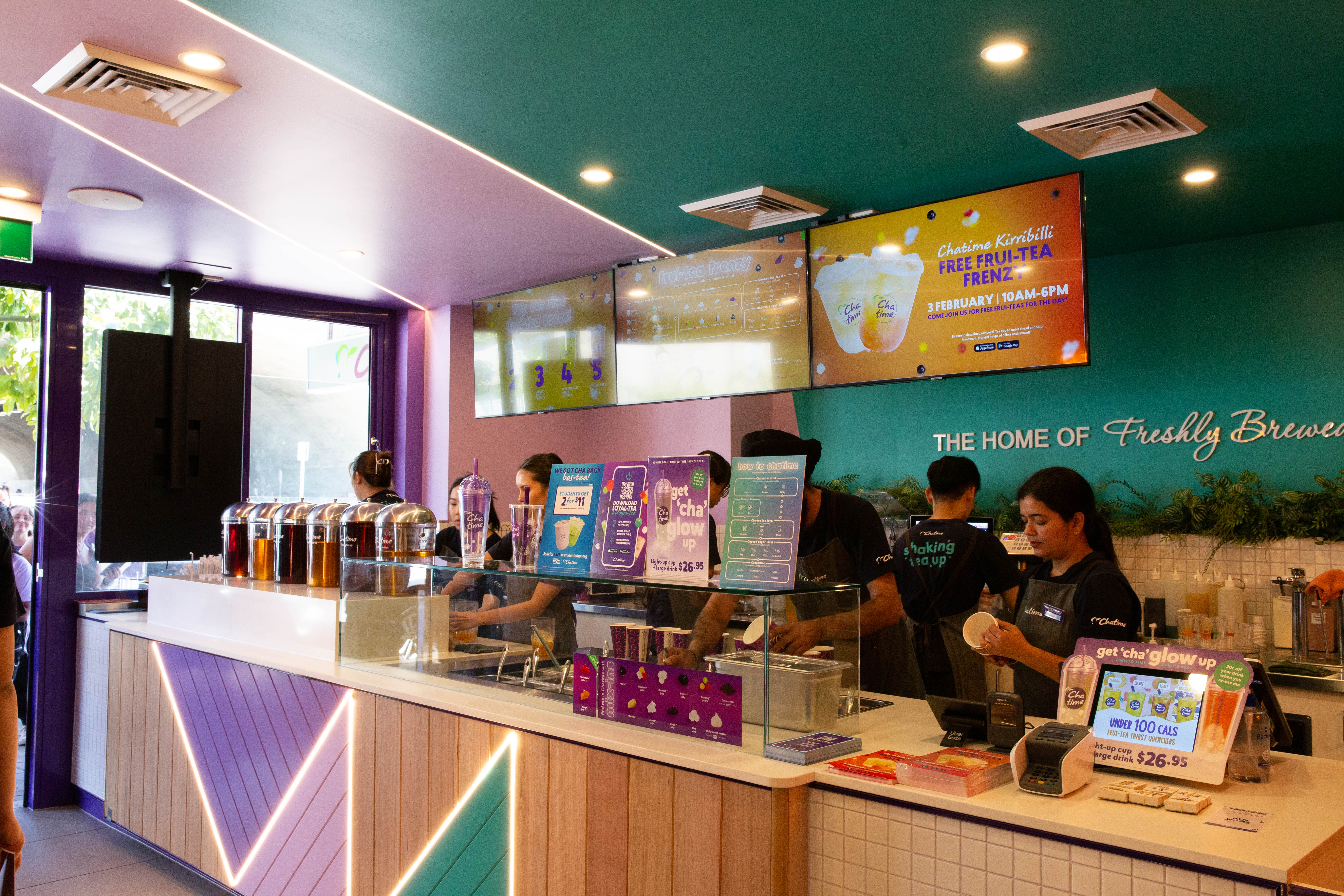 Service image medium 2