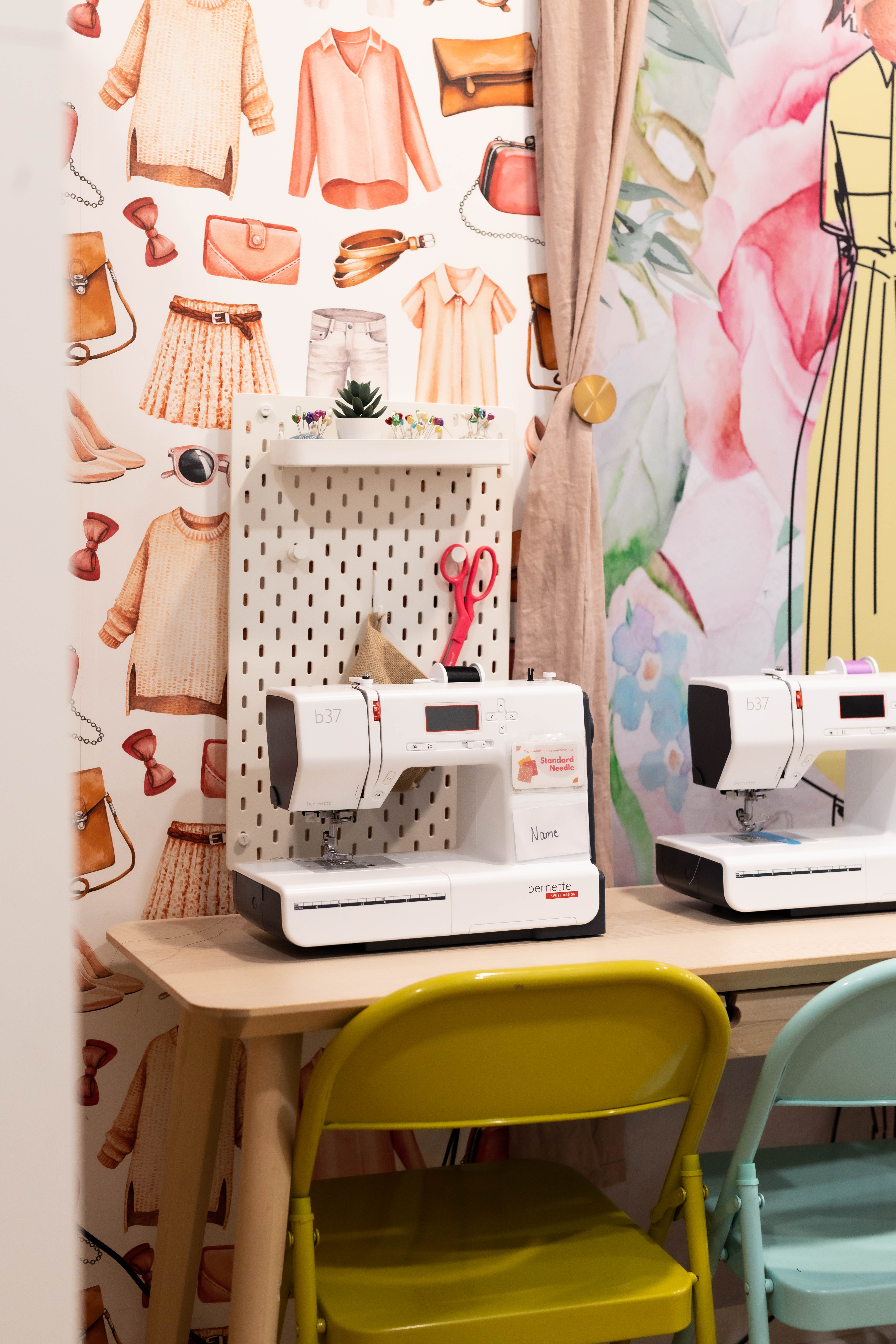 Service image medium 2