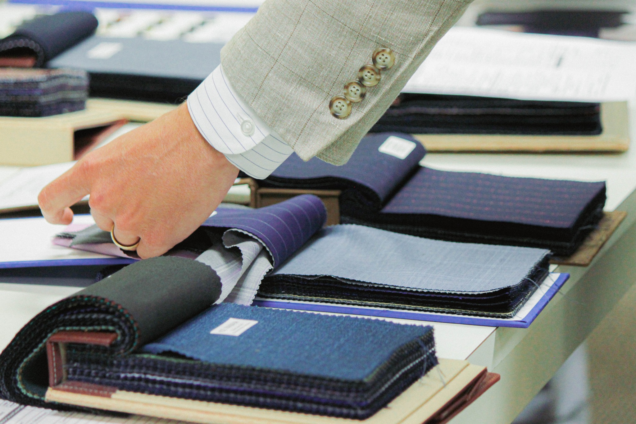 Service image medium 2