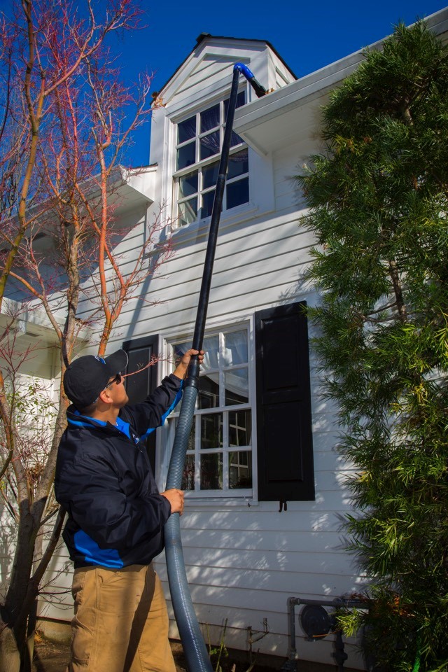 Service image medium 2