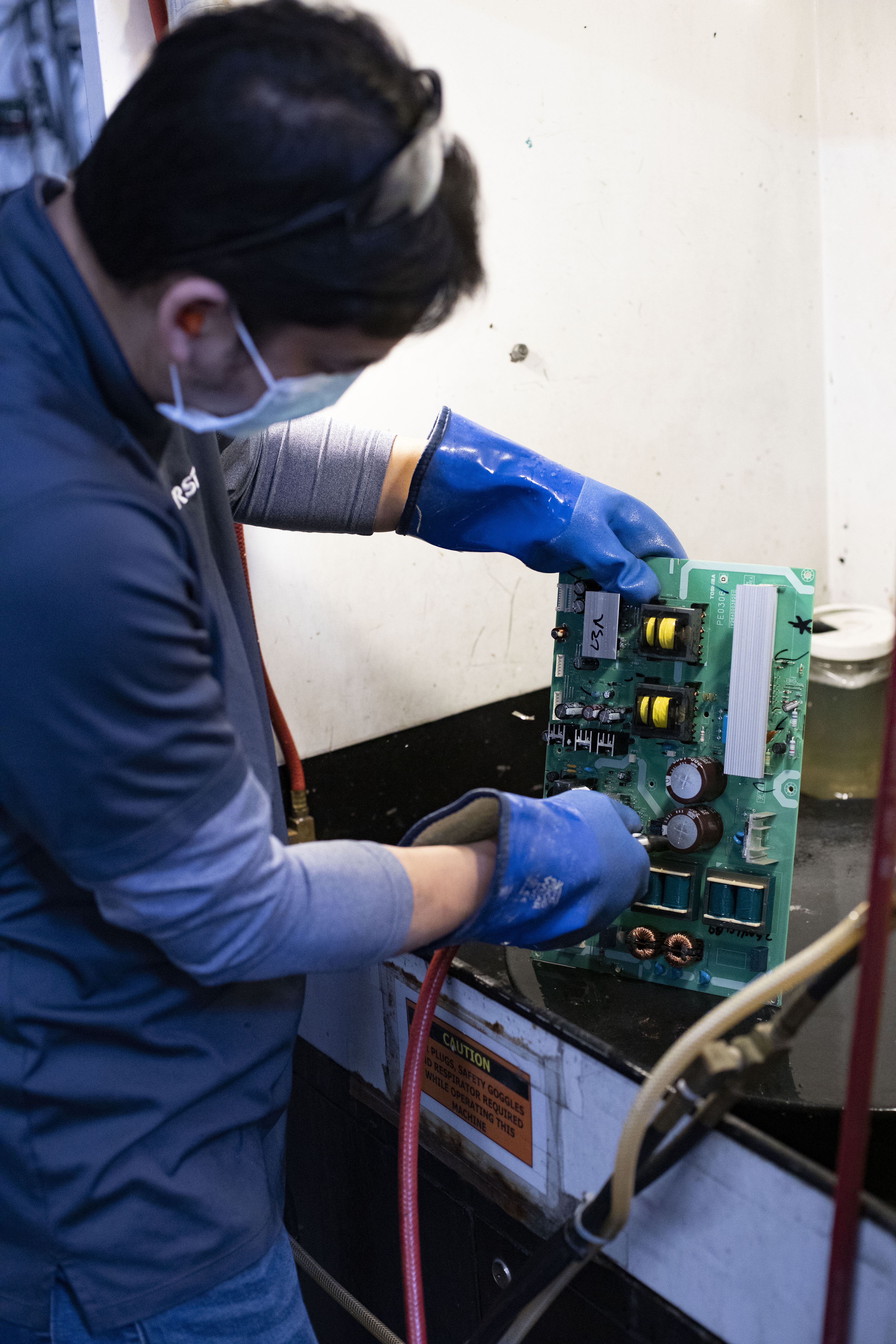 Service image medium