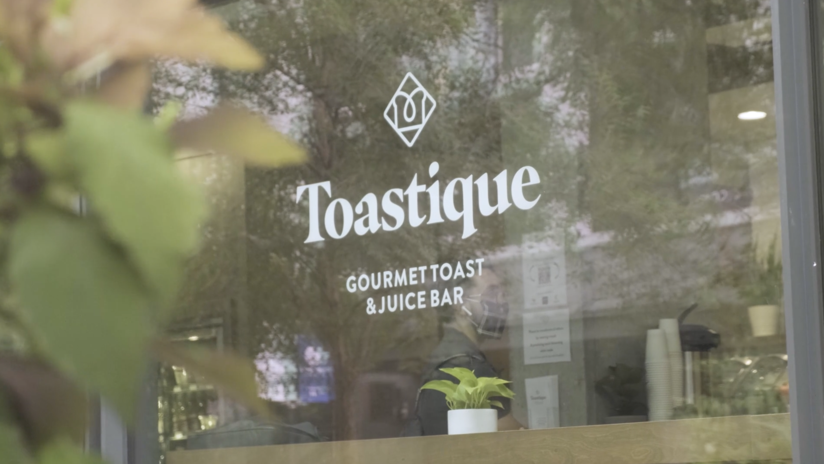 Service image medium