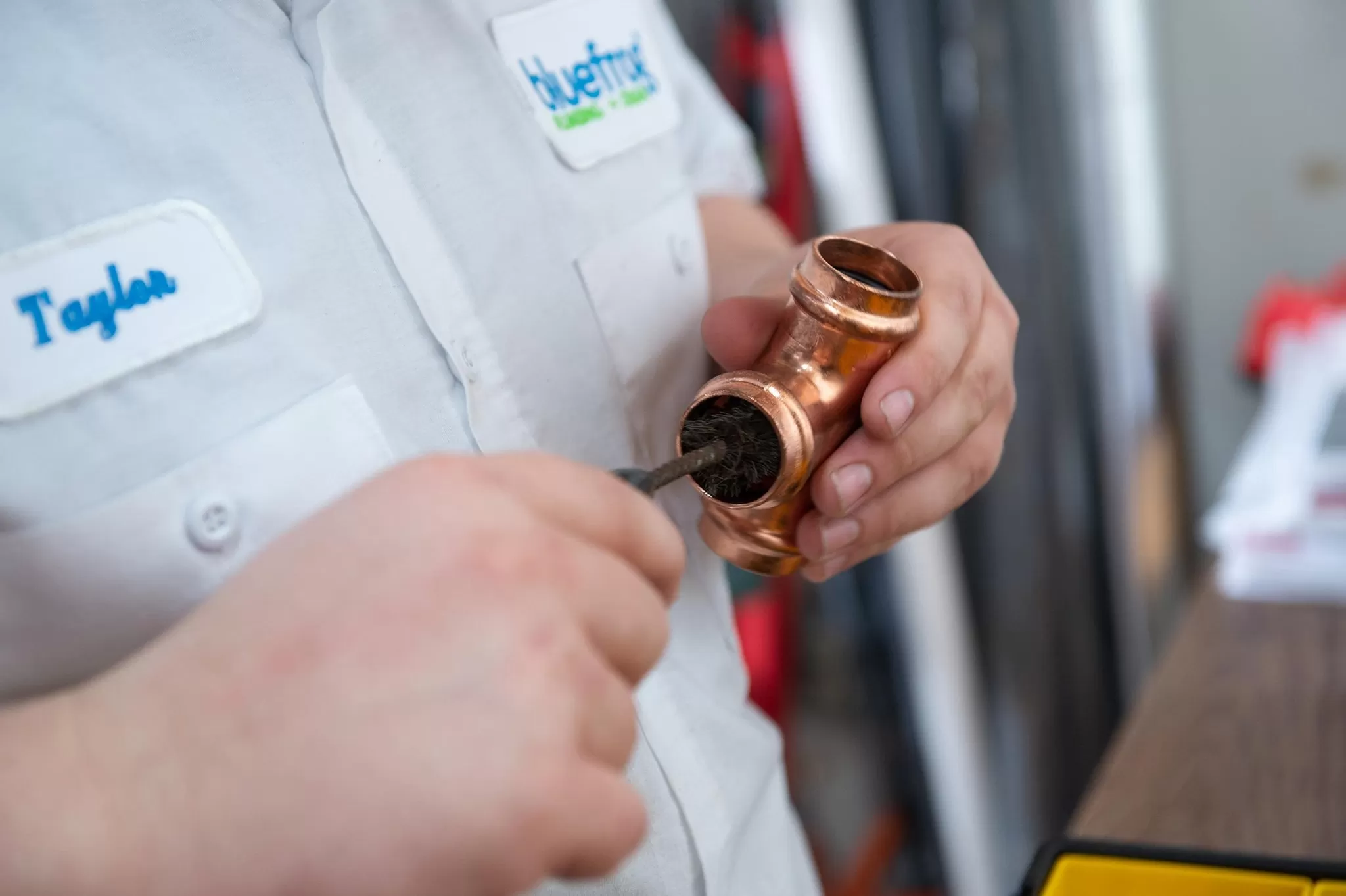 Service image medium