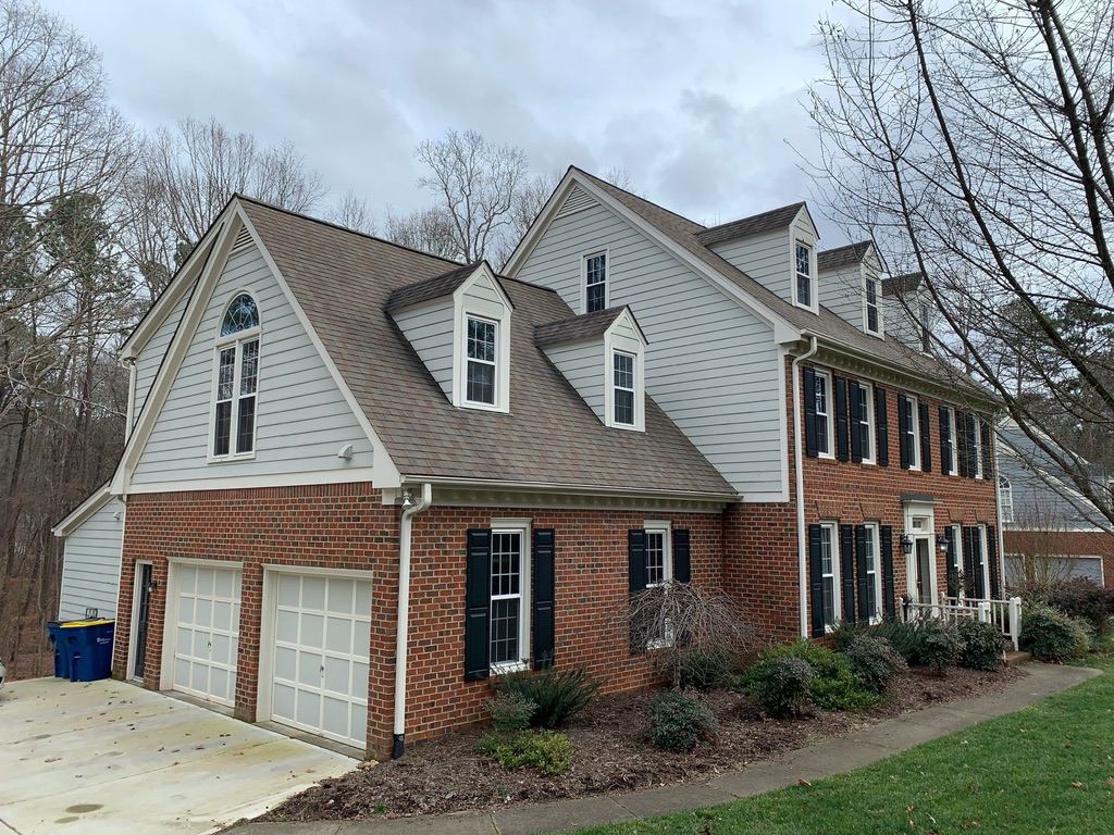 Service image medium 2