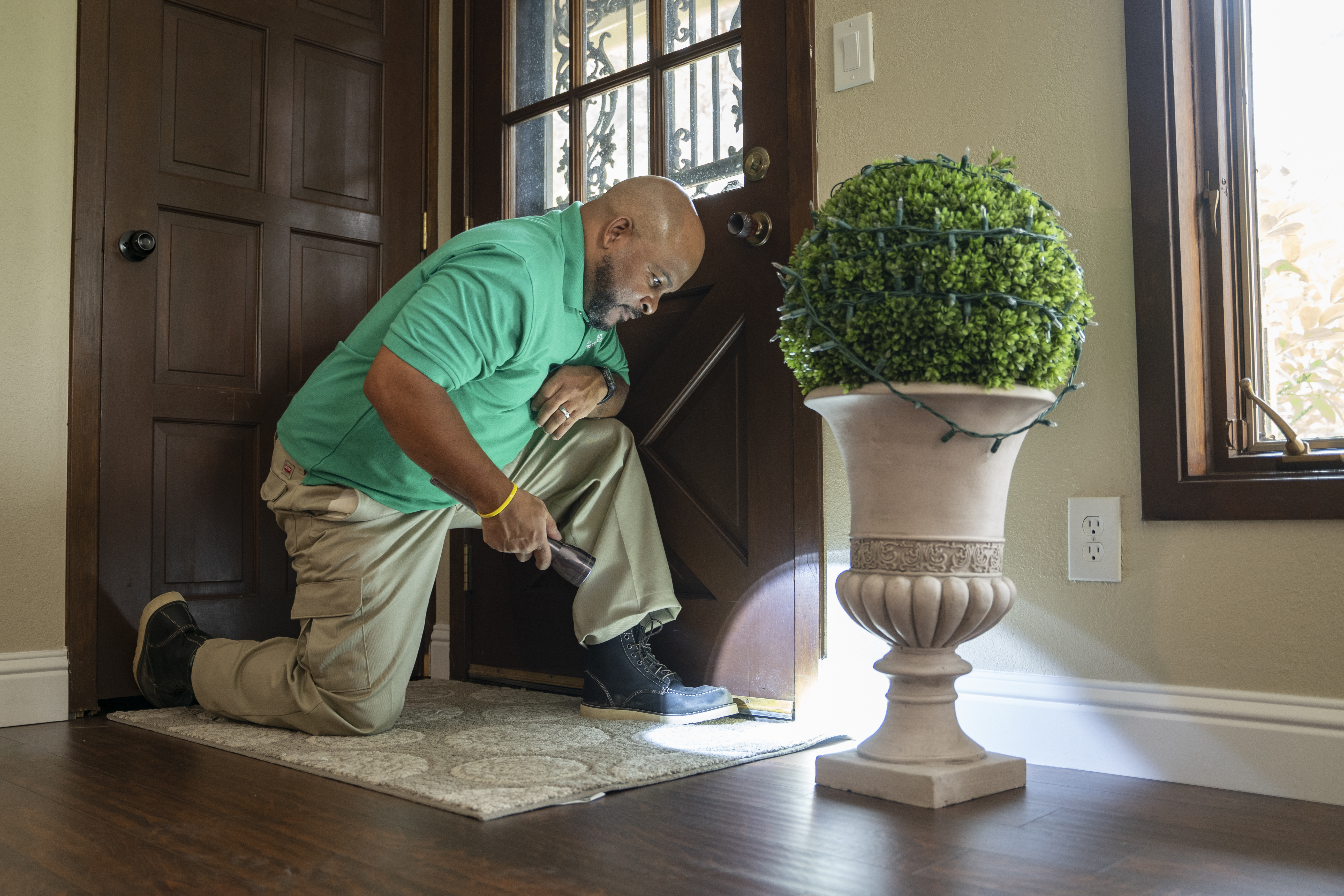 Service image medium