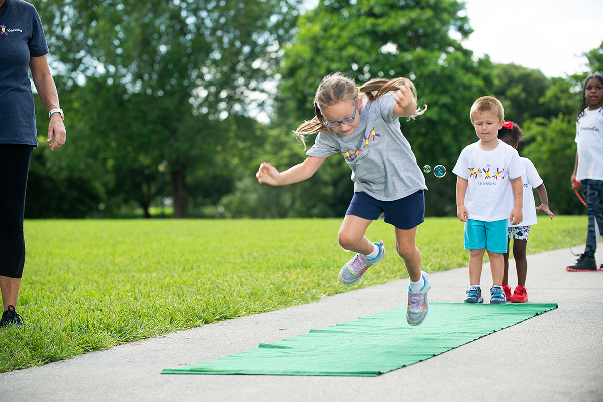 Service image medium