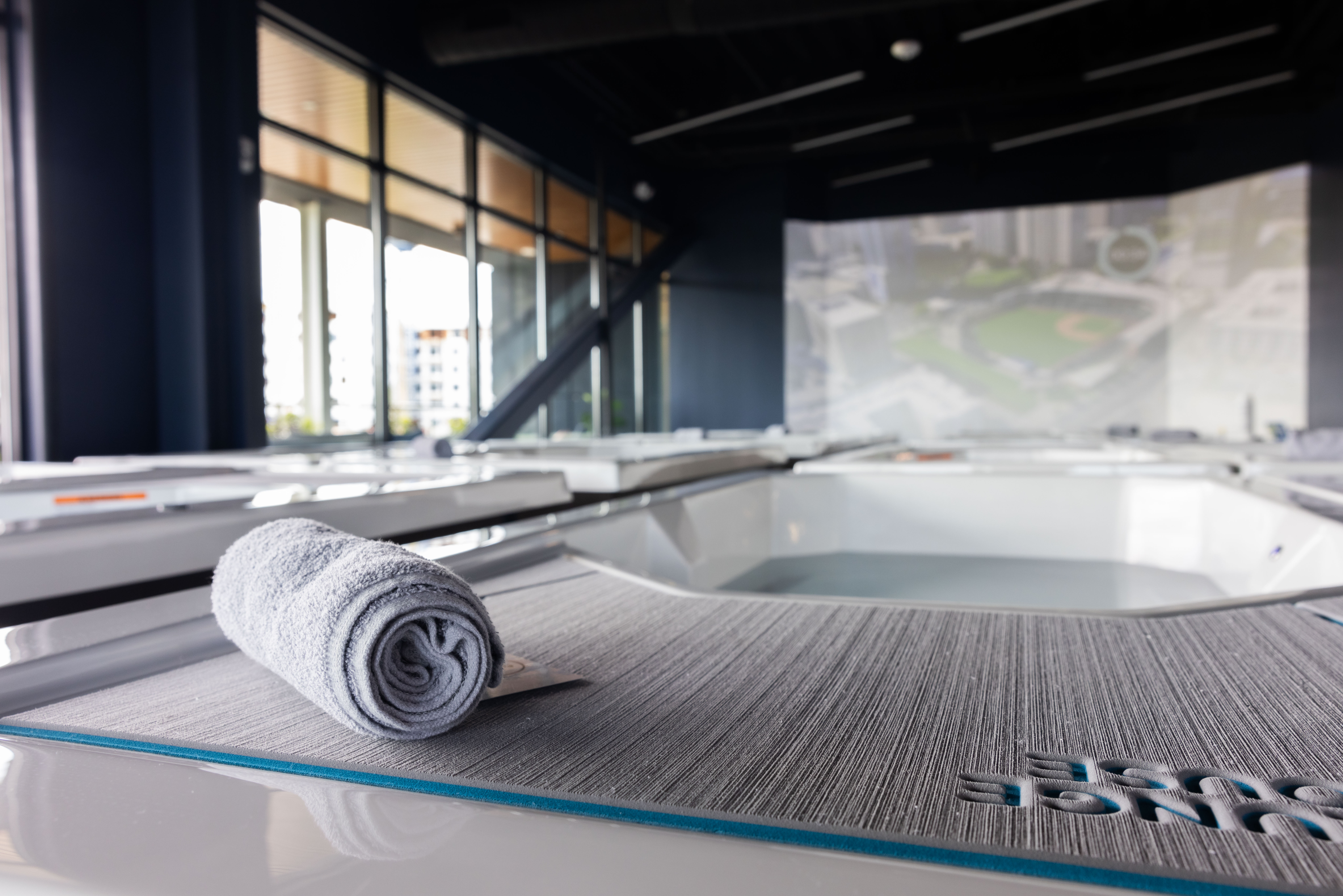 Service image medium