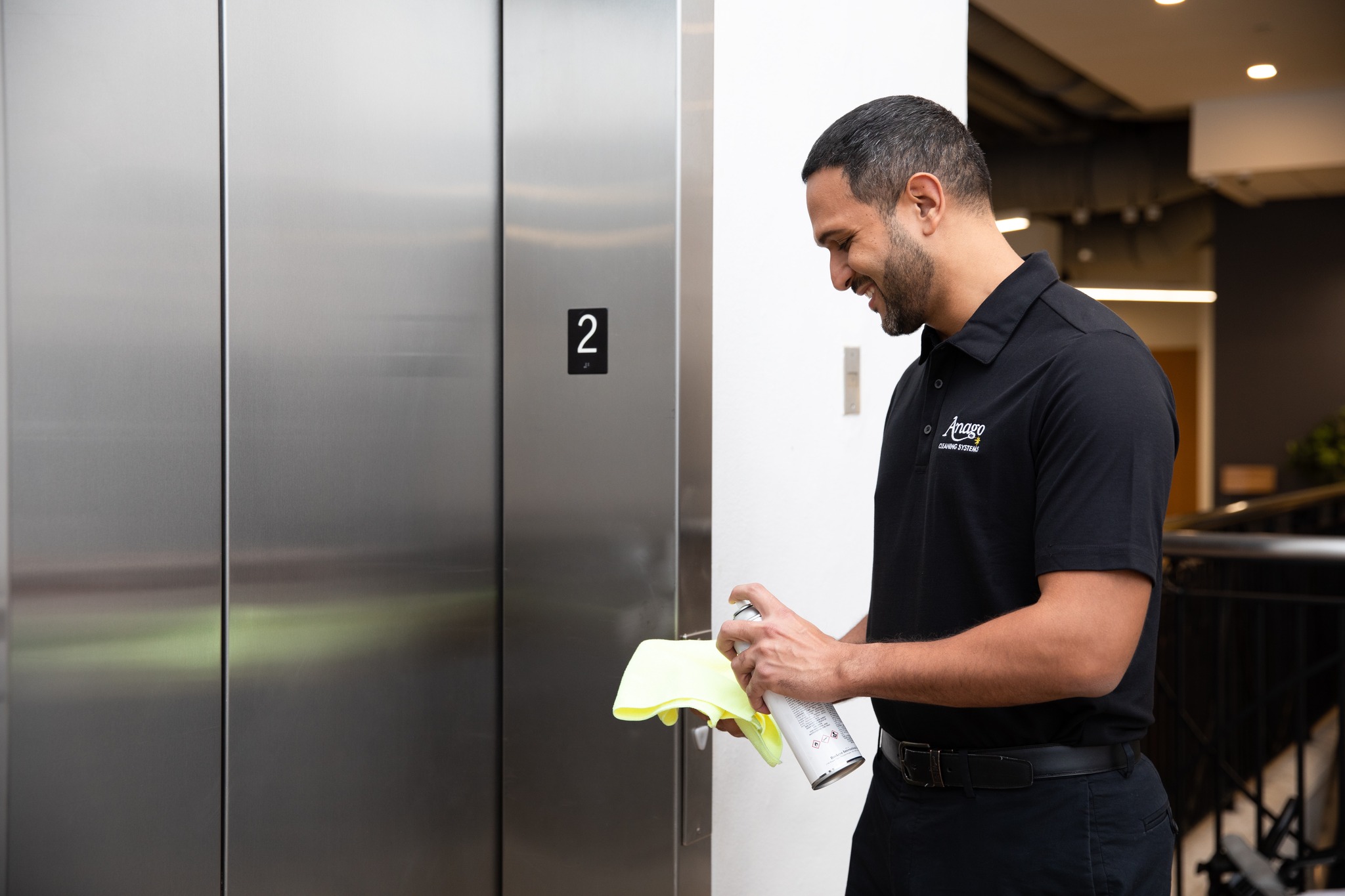 Service image medium