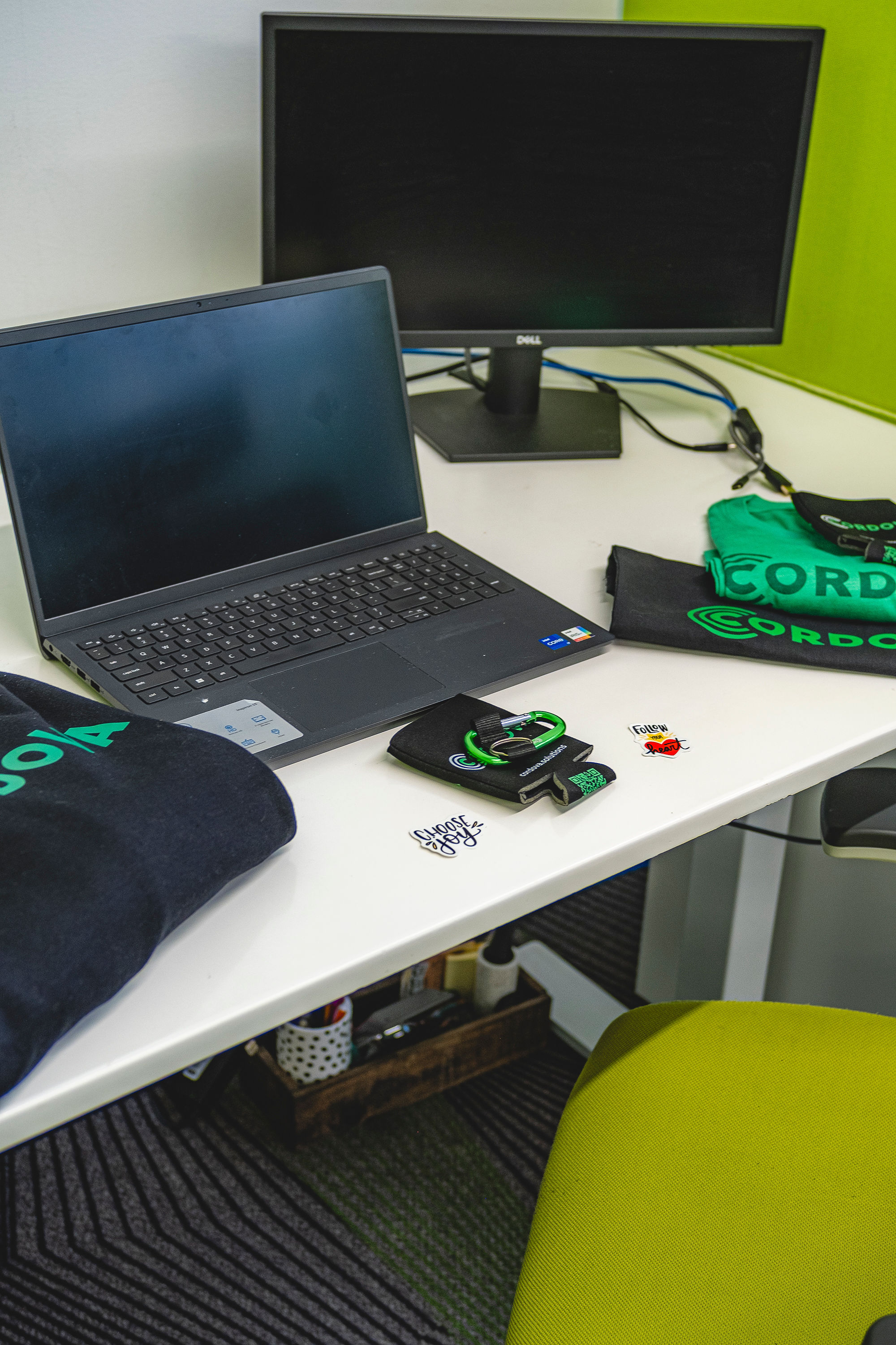 Service image medium