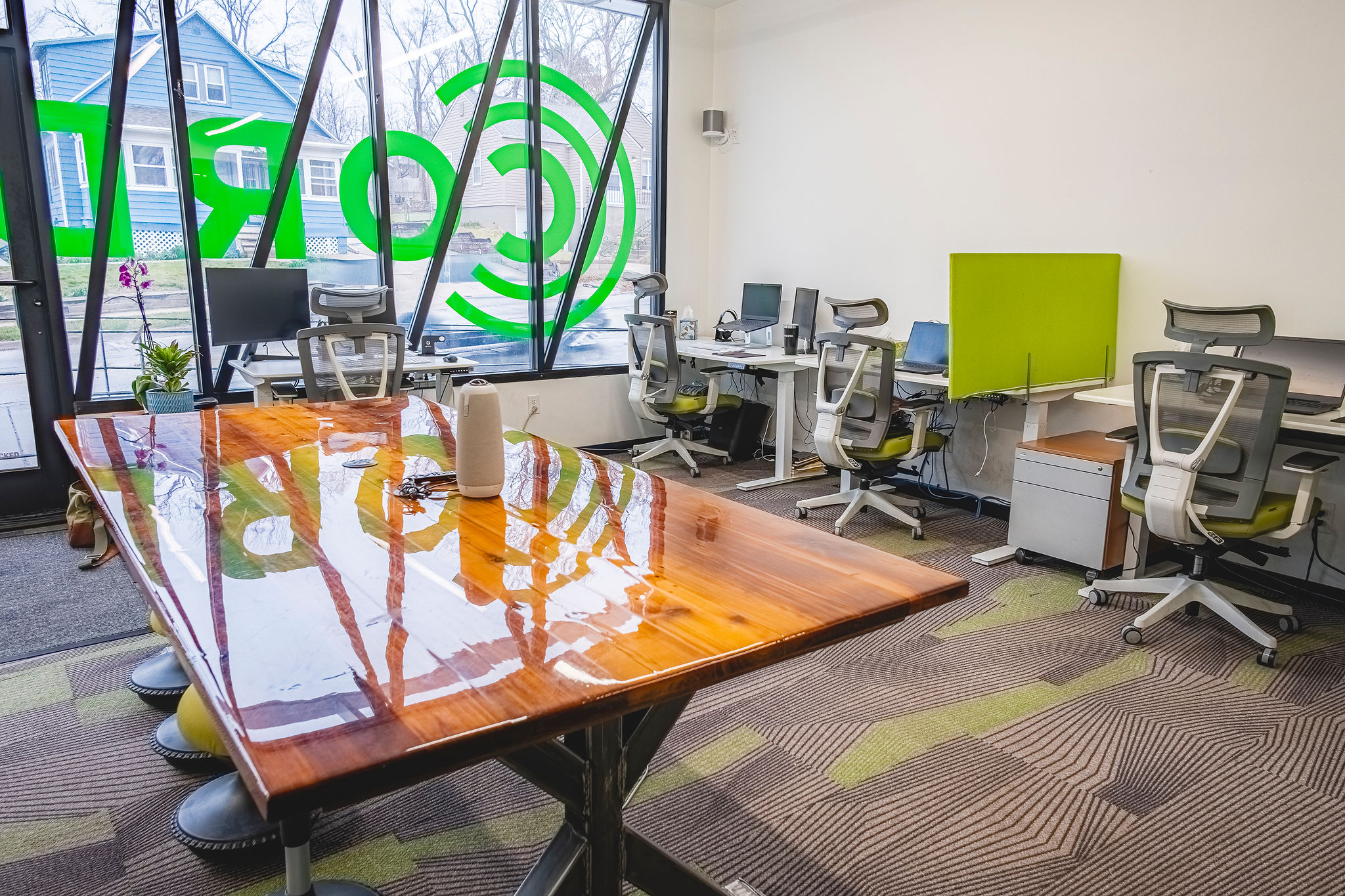 Service image large 2