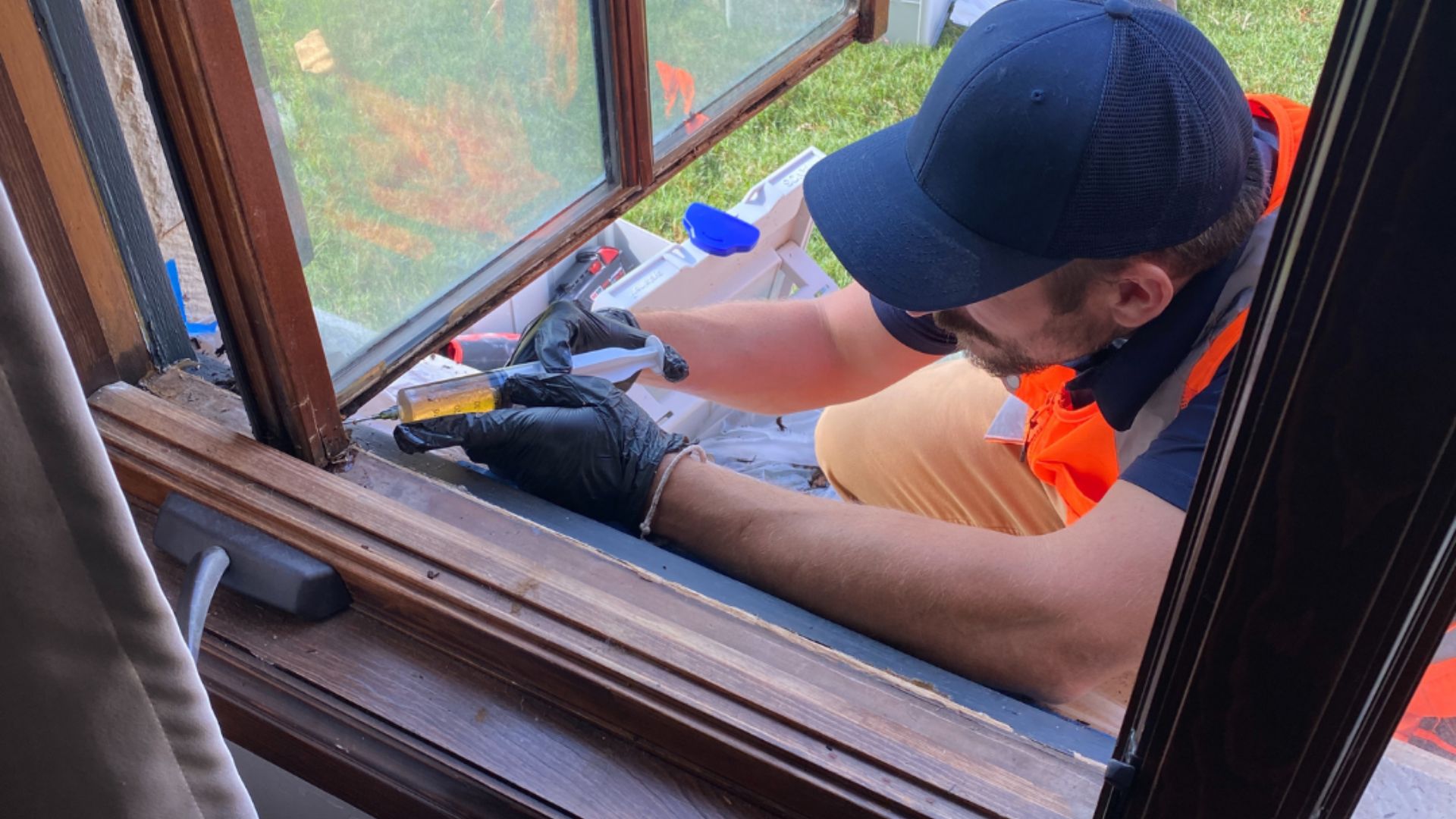 Service image medium