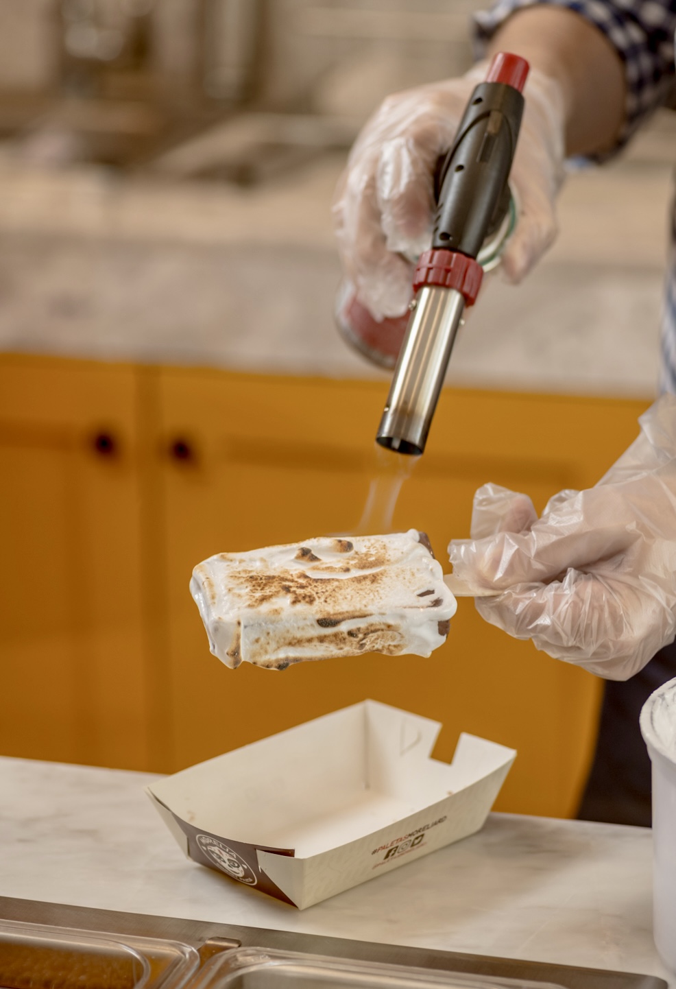 Service image small 2