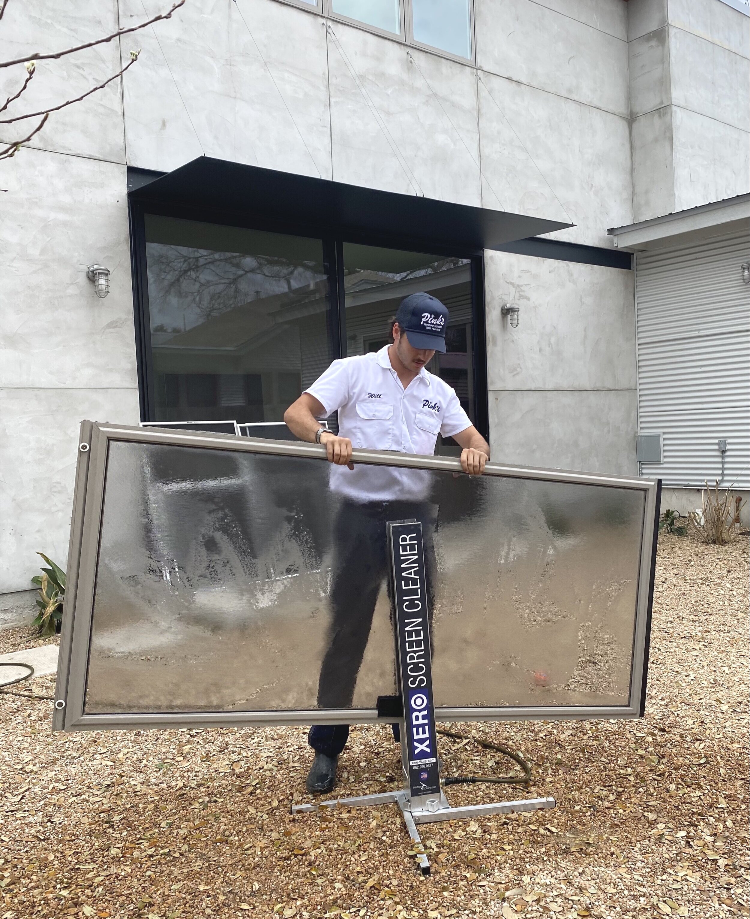 Service image medium 2