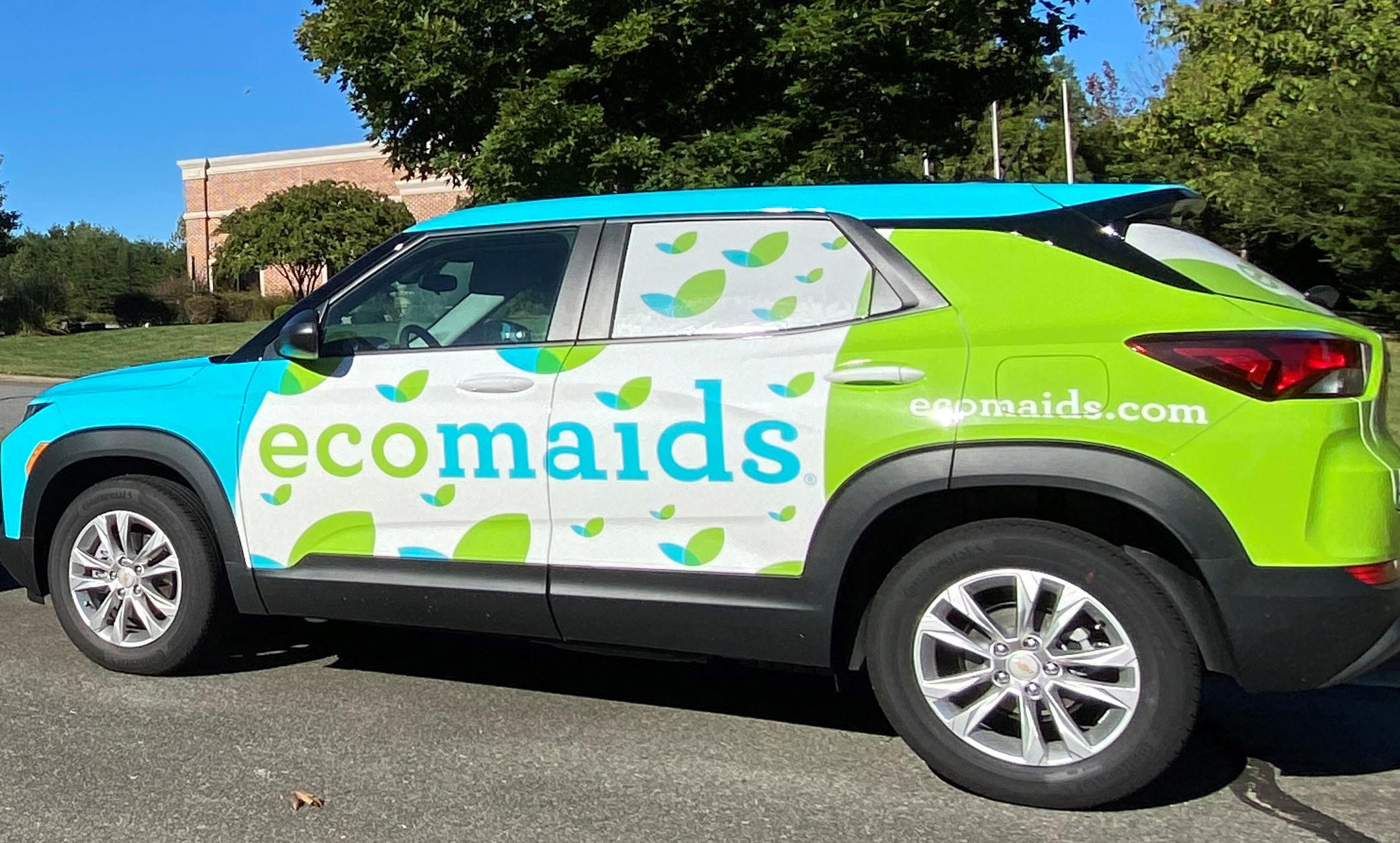 Service image medium